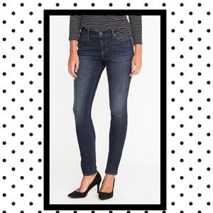 Old Navy Women’s Sweetheart Skinny Jean